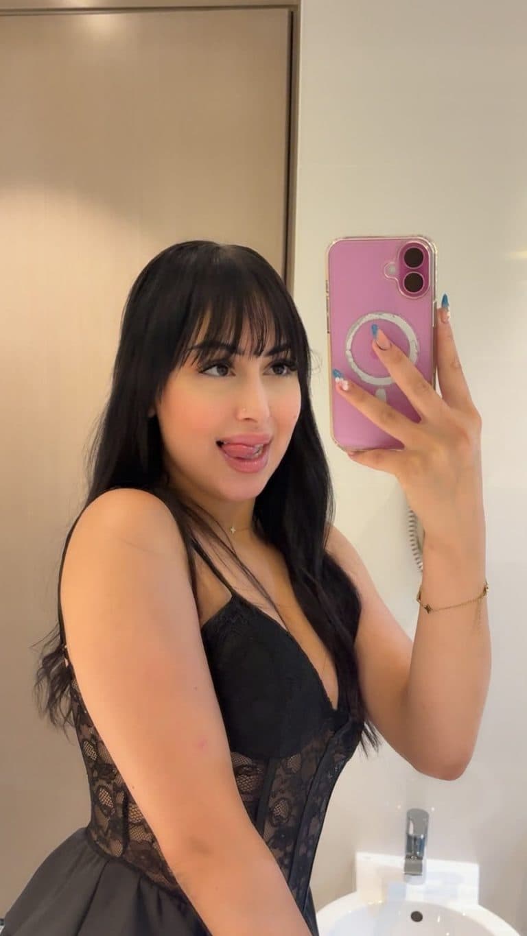 Anna, 20