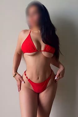 Sarina, 25