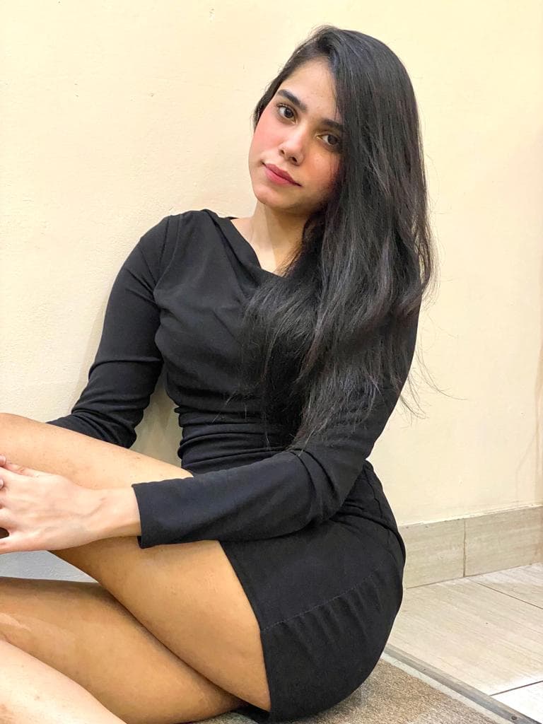 Aakriti photo 2