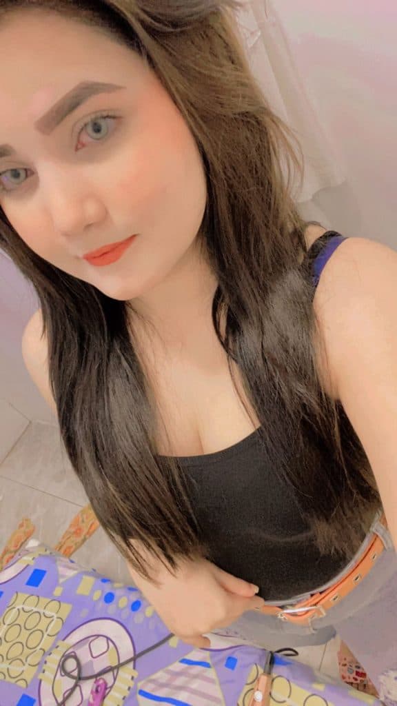 Ekta photo 1