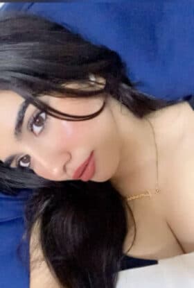 Aleema, 23