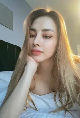 Mira, 23